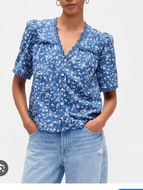 STUNNING GAP V NECK RUFFLE BLOUSE